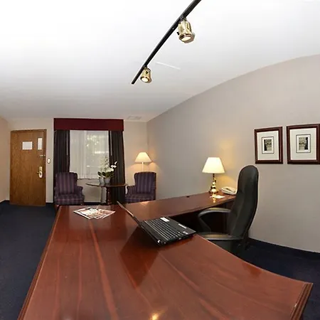 Holiday Inn Brookfield - Milwaukee By Ihg 